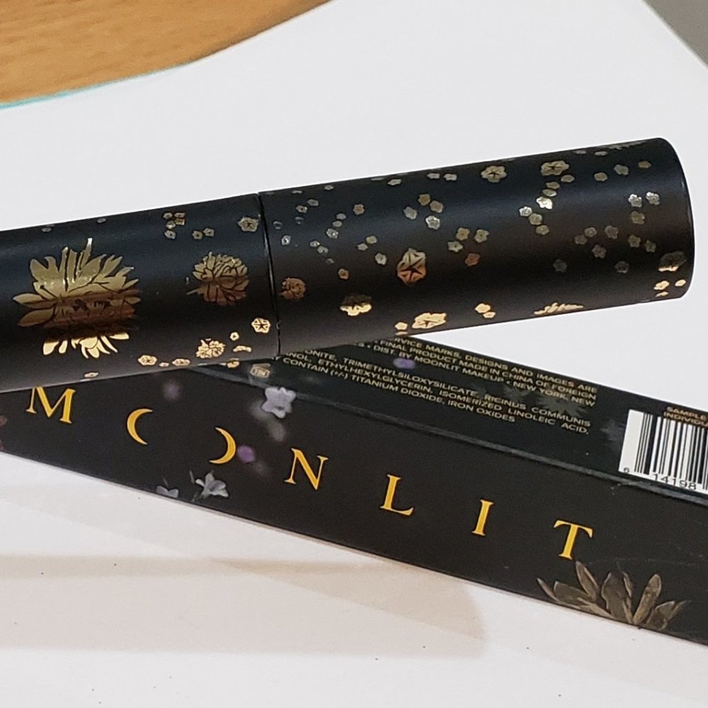 Moonlit Makeup-Primed for the Night Eyeshadow Primer